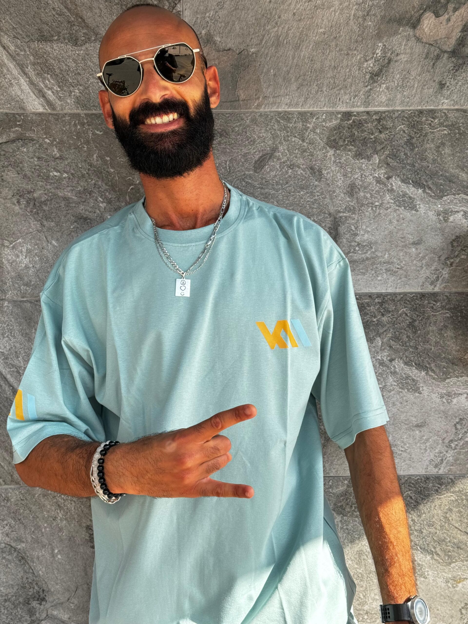 Adil
